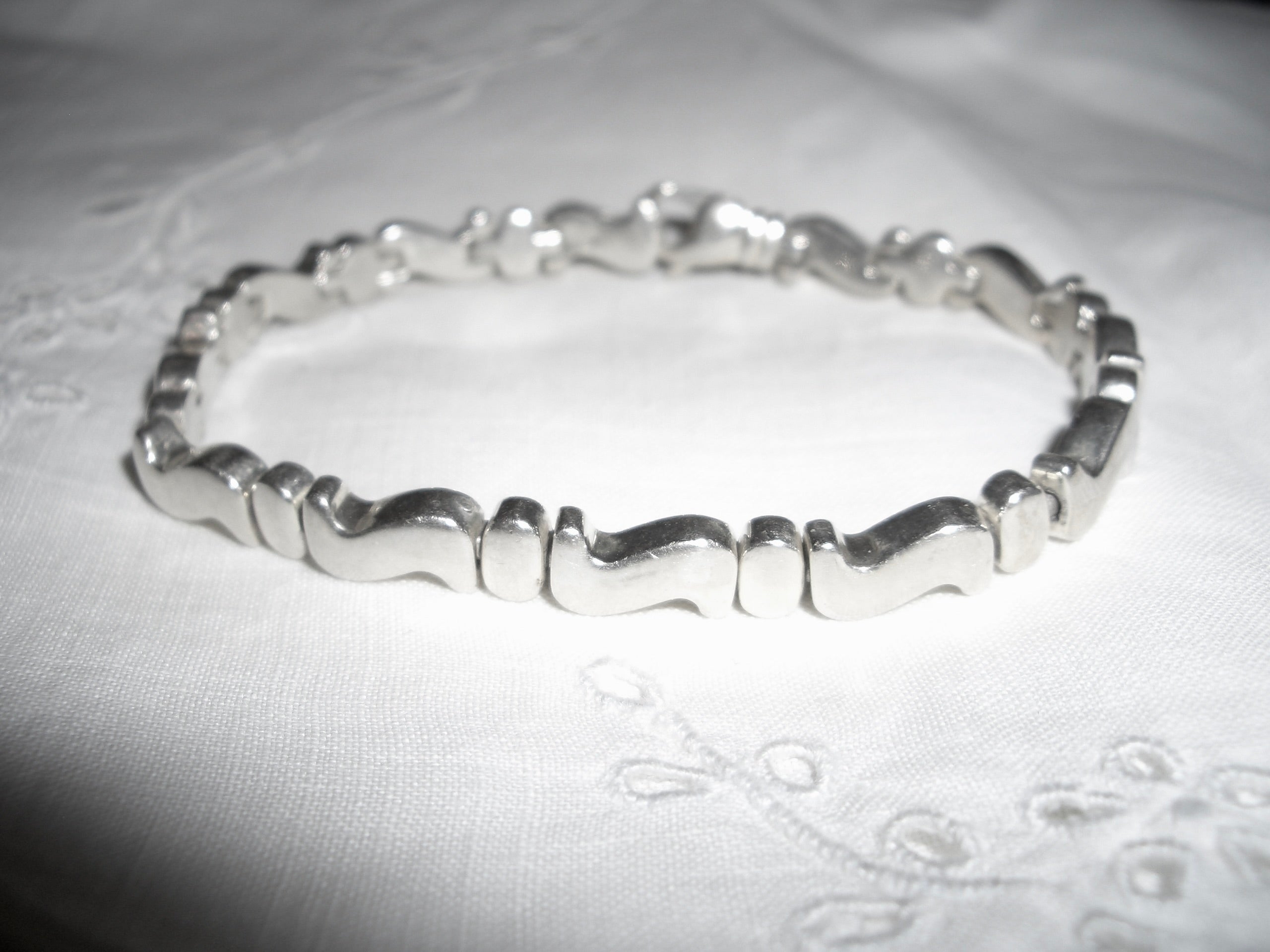 Silver 925 Wave Dot Bracelet