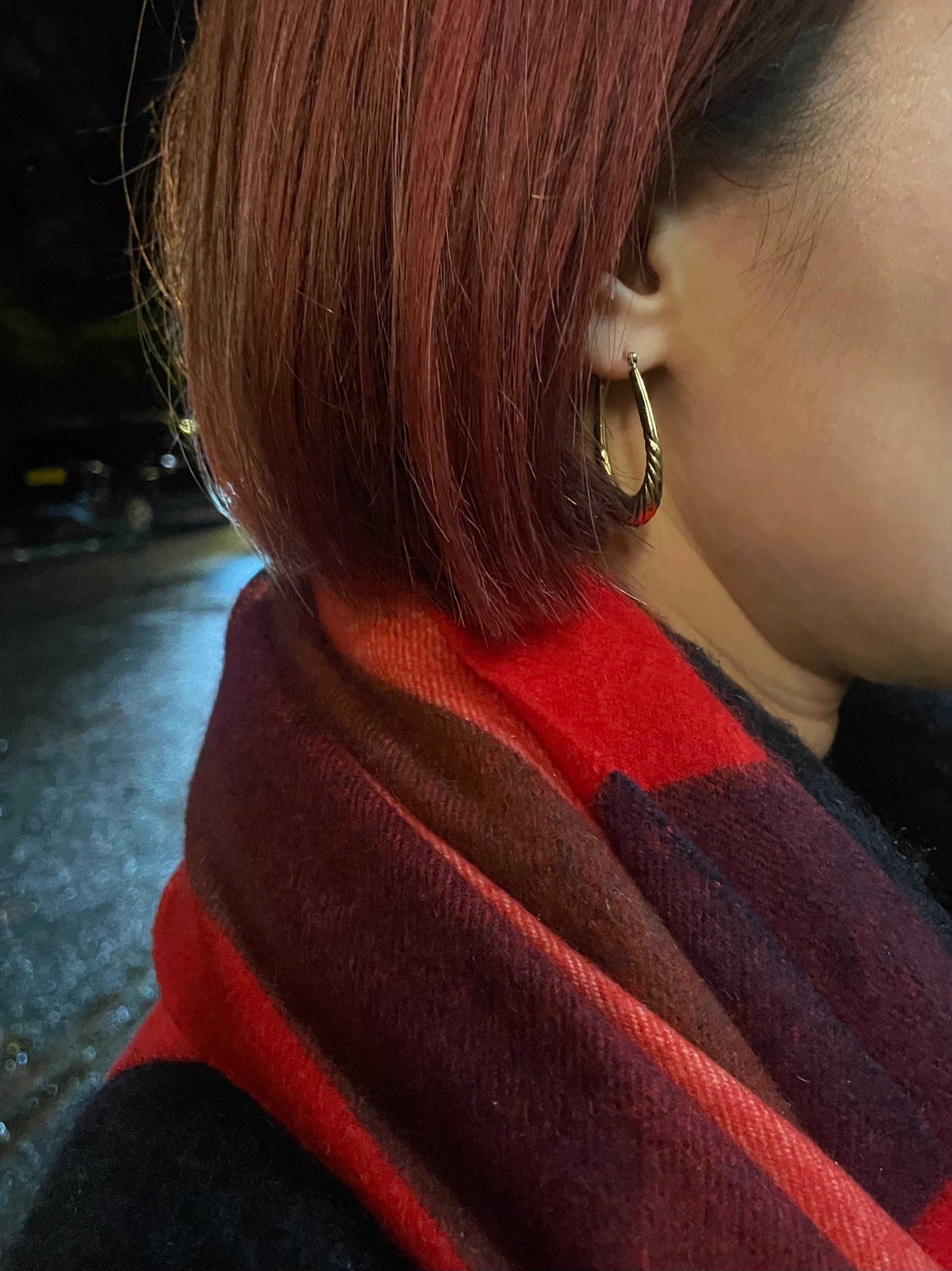 Vintage 9ct gold Twisted Teardrop Hoop Earrings
